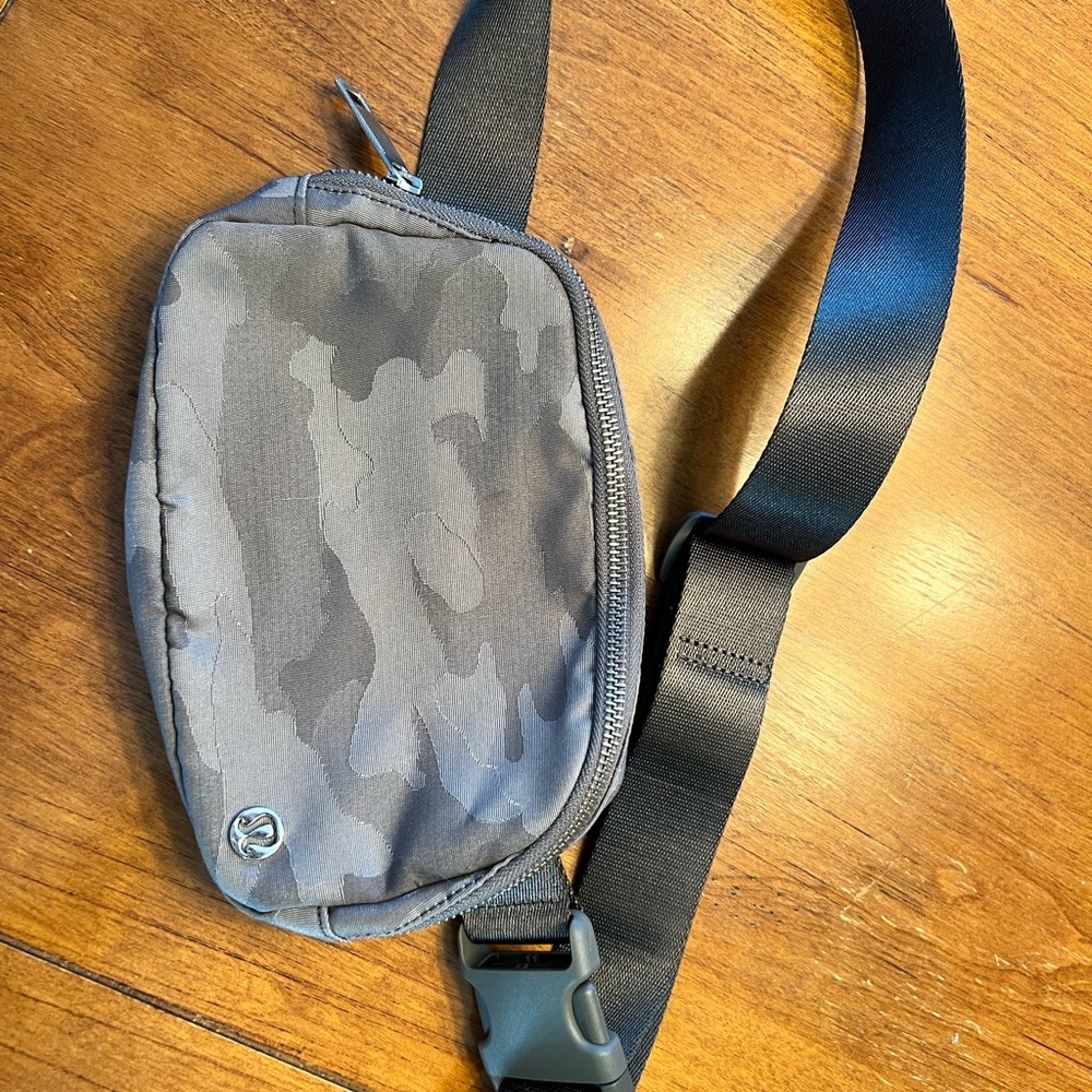 Lululemon Grey Camo Belt Bag